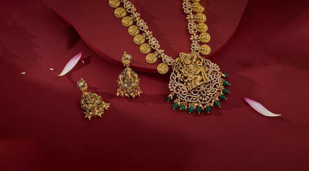 Garner the Blessings of Lord Ganesha with these Auspicious Jewellery