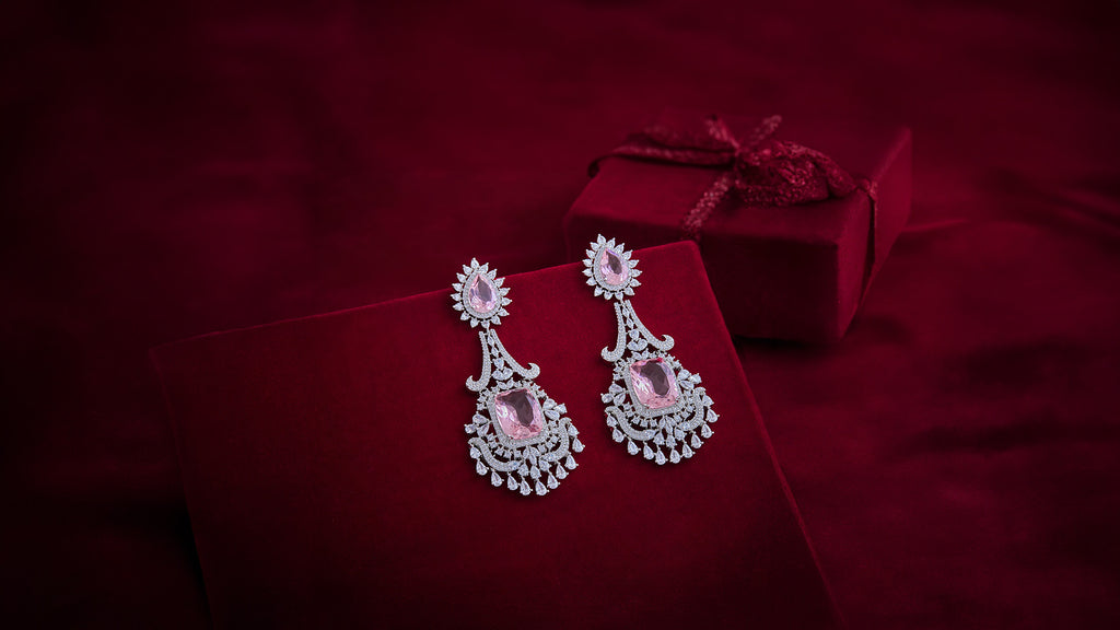 5 Iconic Large Wedding Earrings for the Modish Ethnic Charm