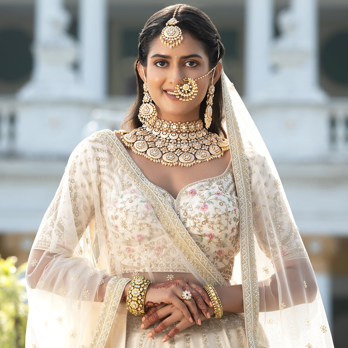 Appealing Bridal Set