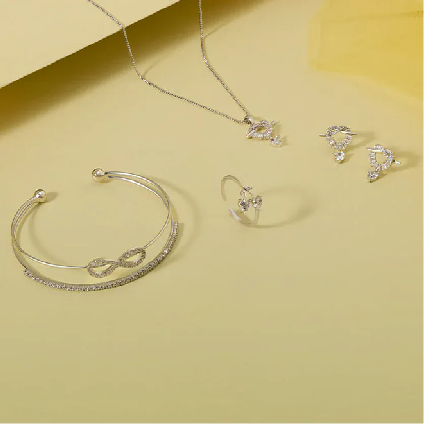 Clean Girl Aesthetics