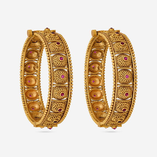 Antique Bangle Antique Bangle 197501