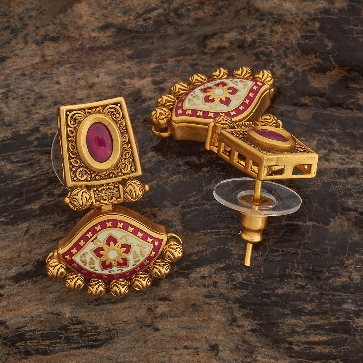 Antique Earring Antique Earring 182167