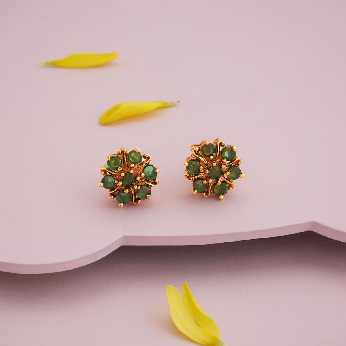 Antique Earring Antique Earring 184554