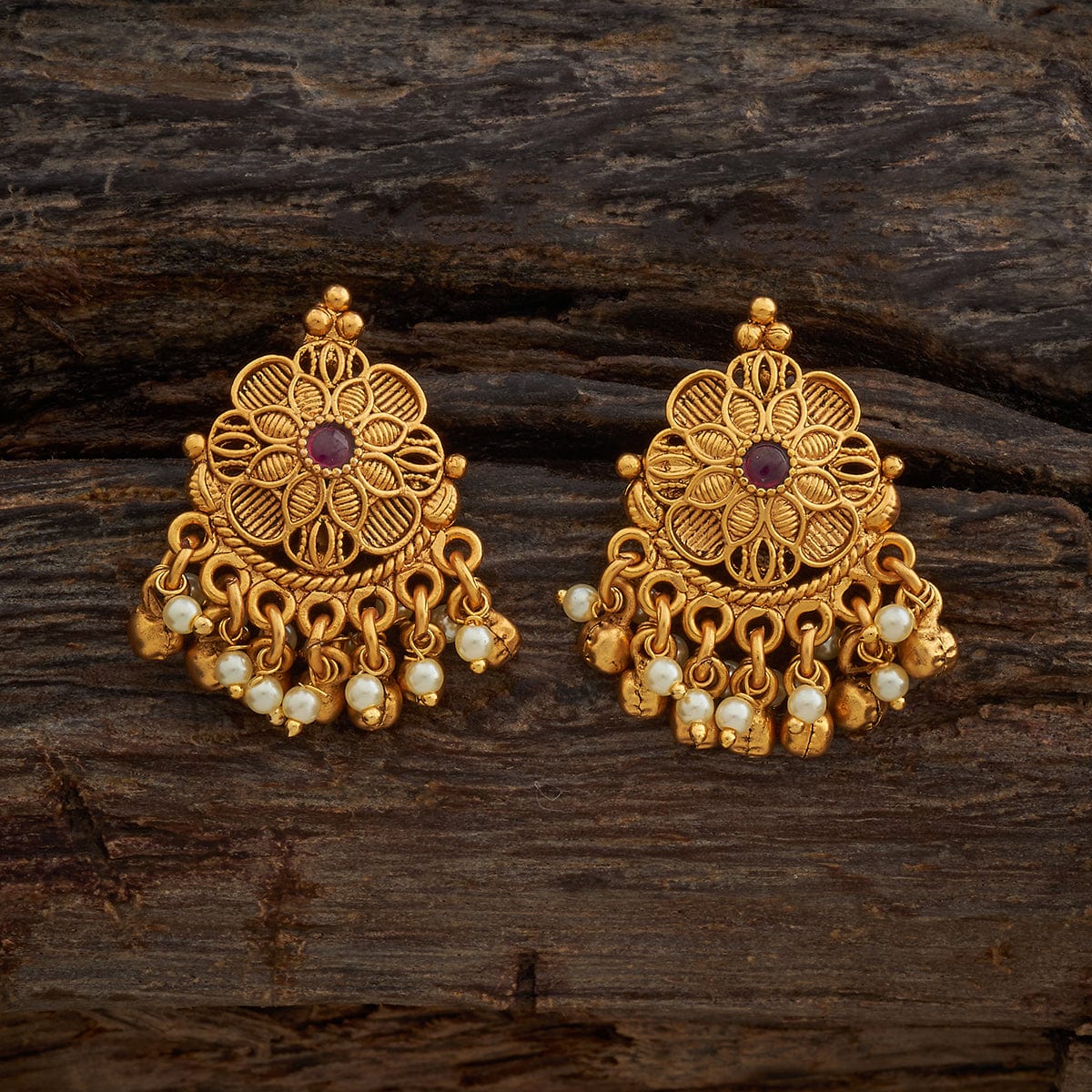 Antique Earring Antique Earring 185580
