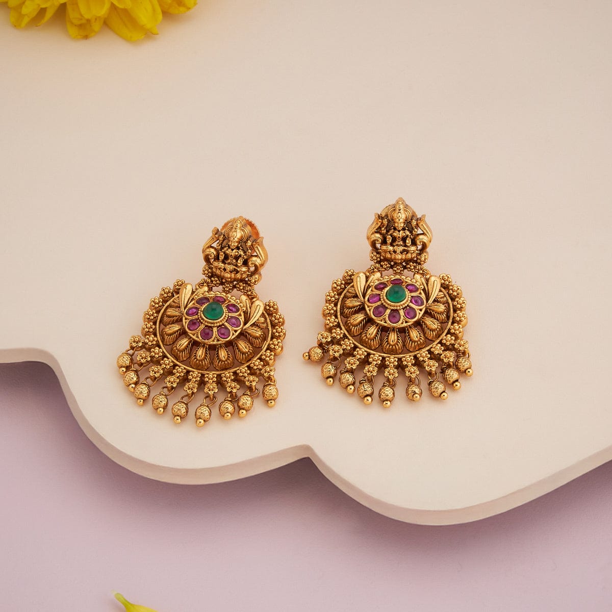 Antique Earring Antique Earring 185977