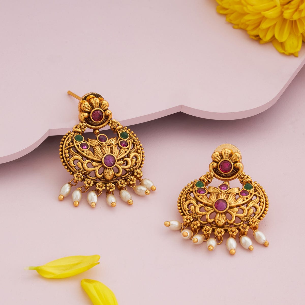 Antique Earring Antique Earring 186026