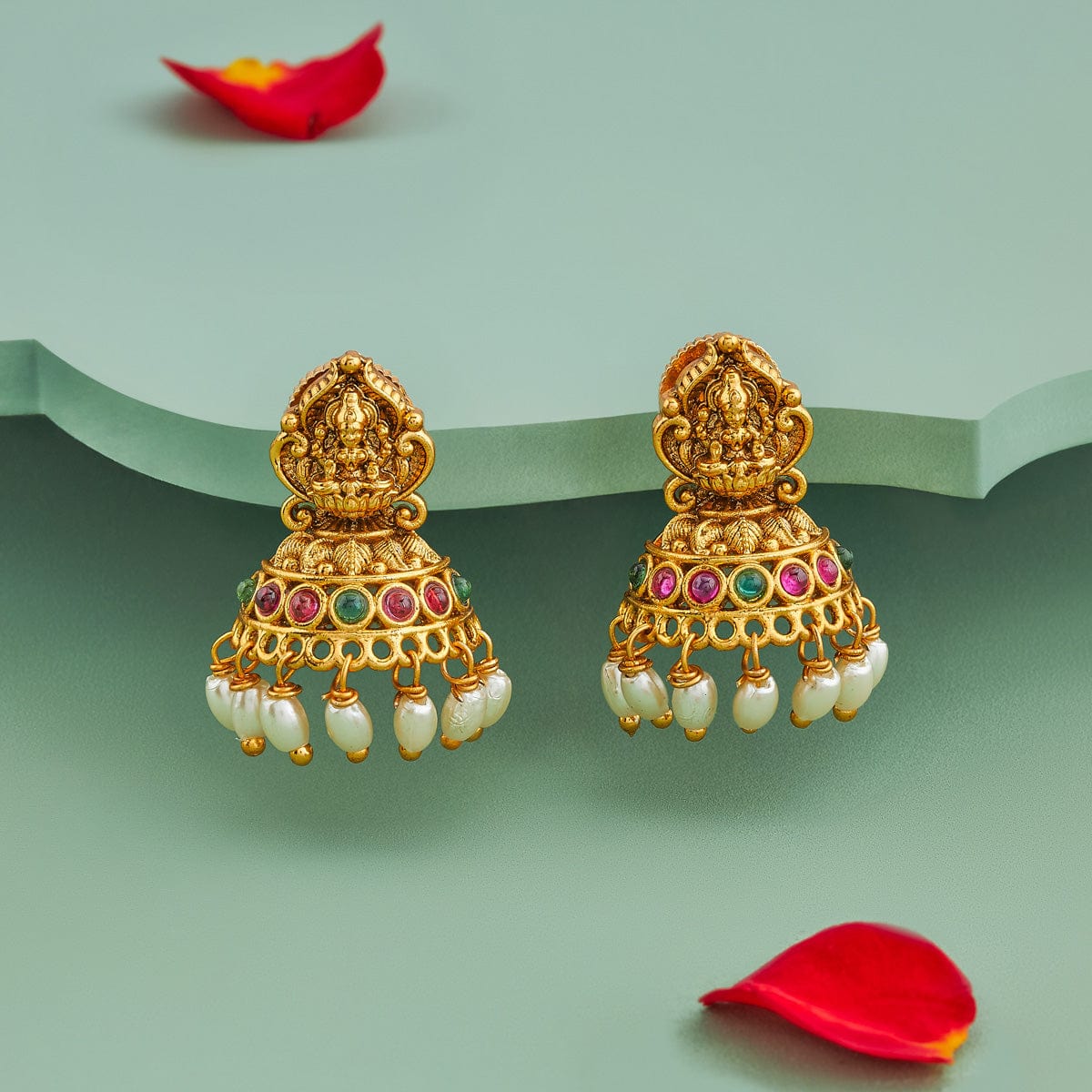 Antique Earring Antique Earring 187152