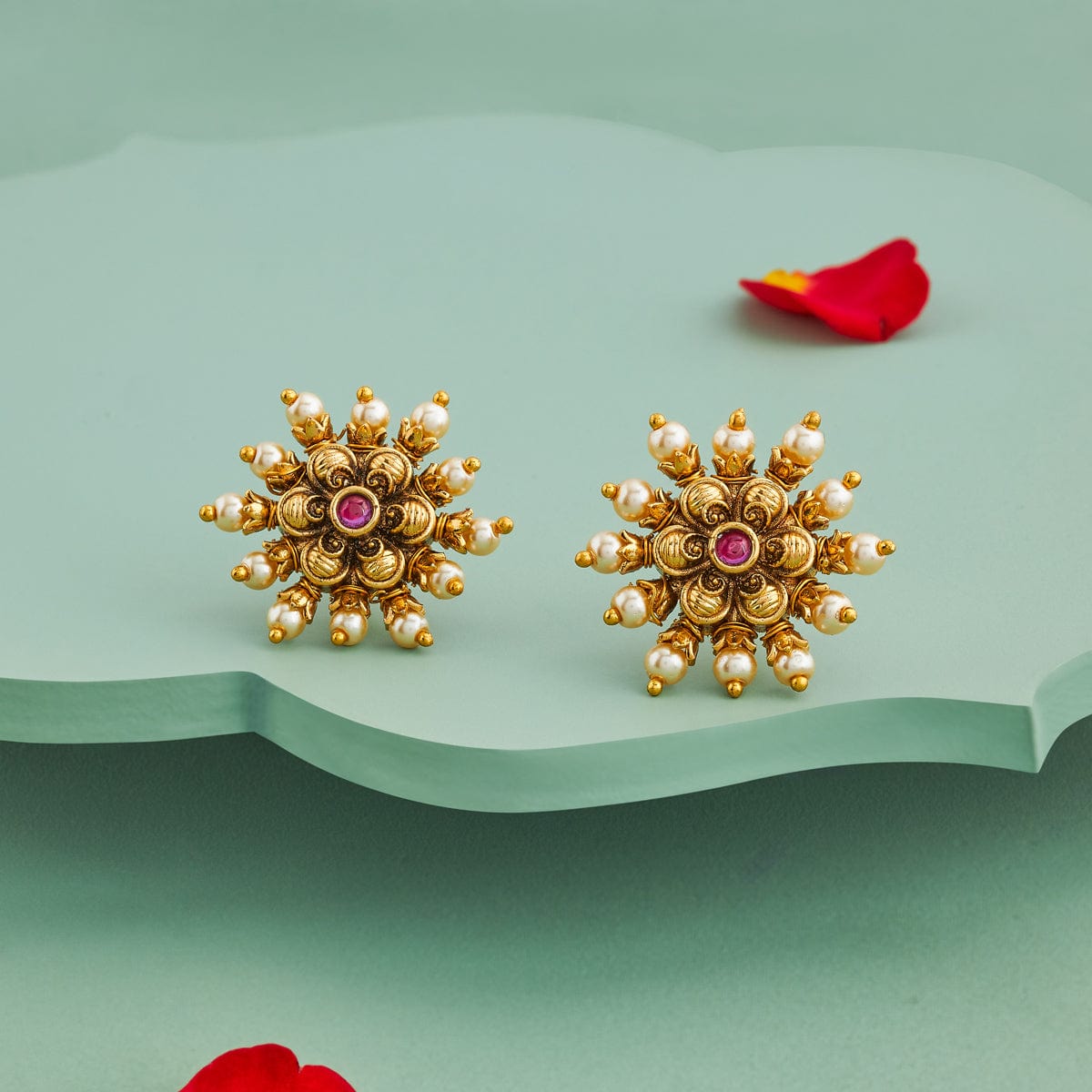 Antique Earring Antique Earring 188904