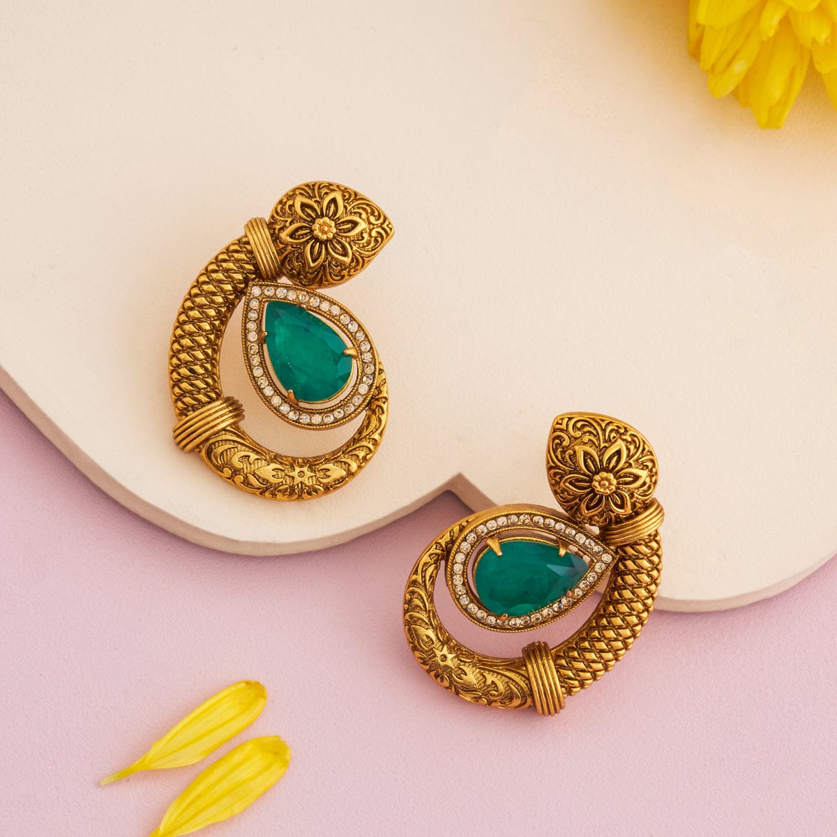 Antique Earring Antique Earring 192799