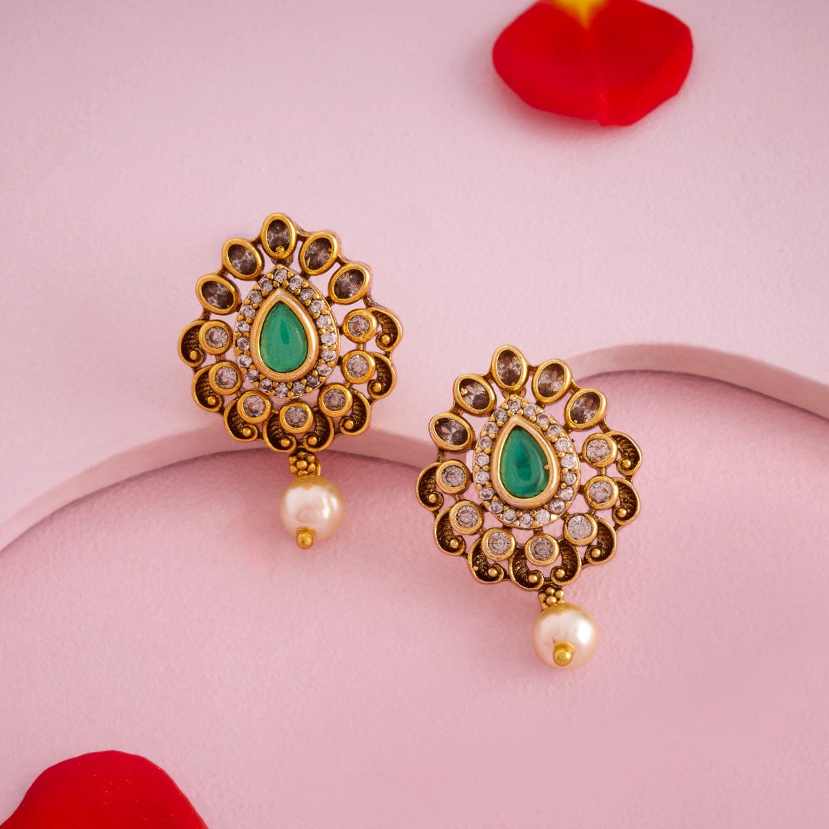 Antique Earring Antique Earring 195142