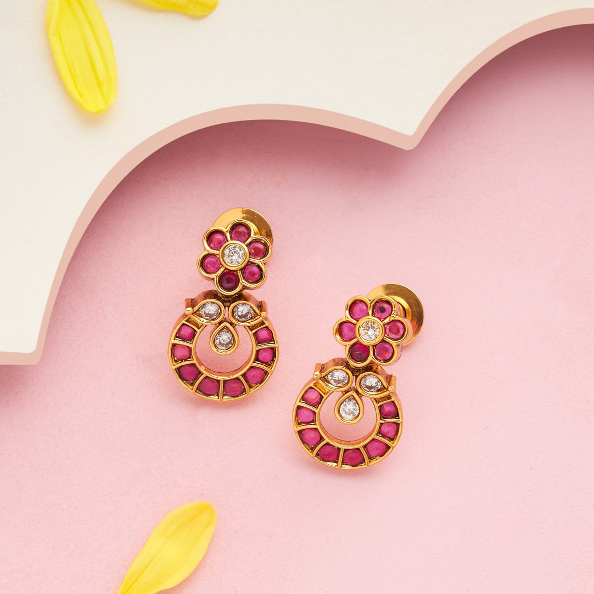 Antique Earring Antique Earring 199345