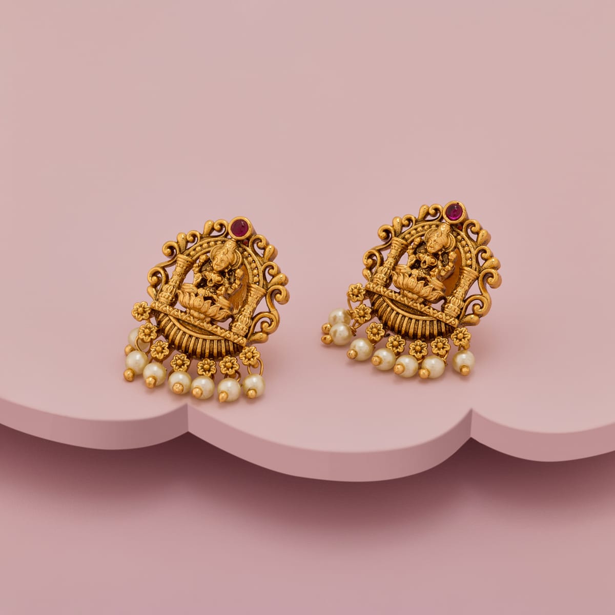 Antique Earring Antique Earring 199376
