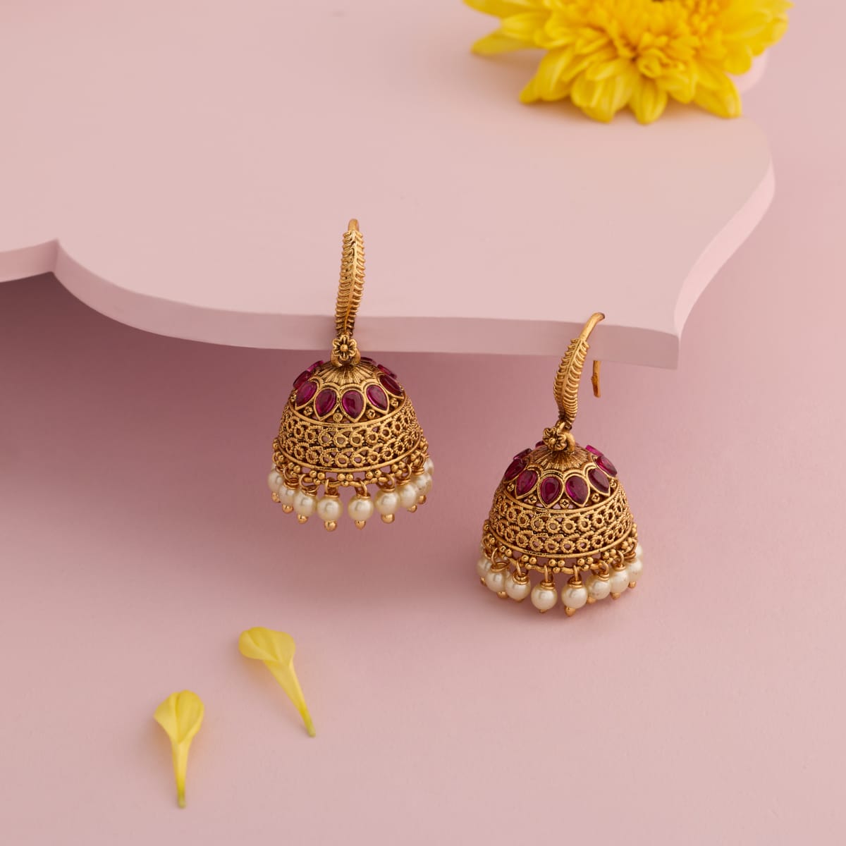 Antique Earring Antique Earring 202647