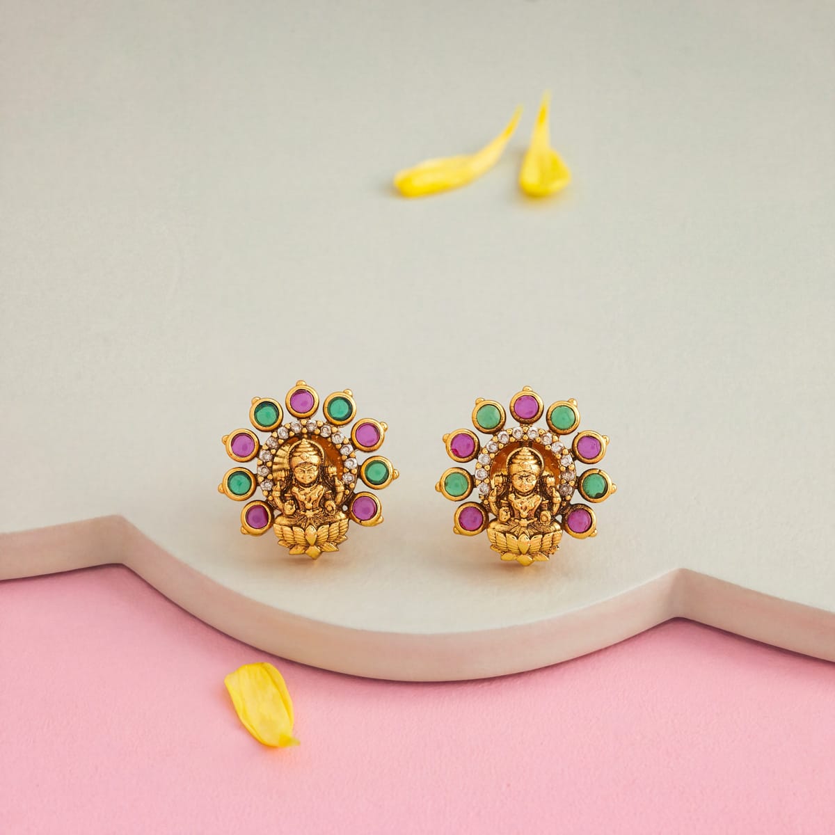 Antique Earring Antique Earring 204123