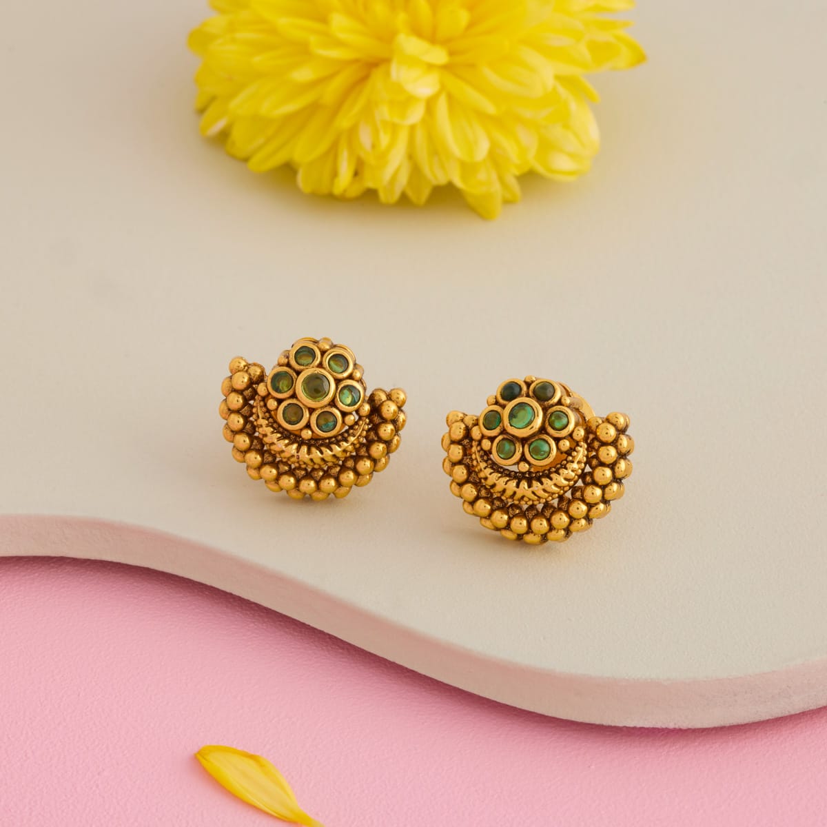 Antique Earring Antique Earring 204203