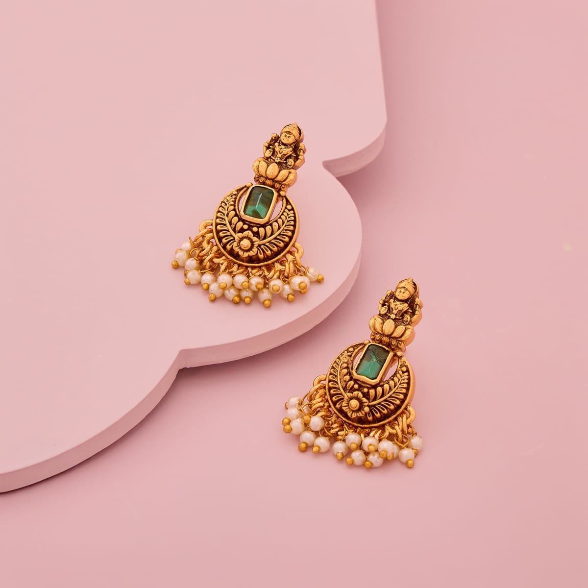 Antique Earring Antique Earring 204818