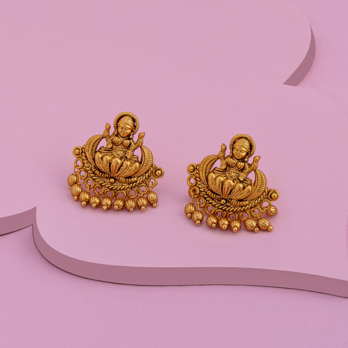 Antique Earring Antique Earring 188146