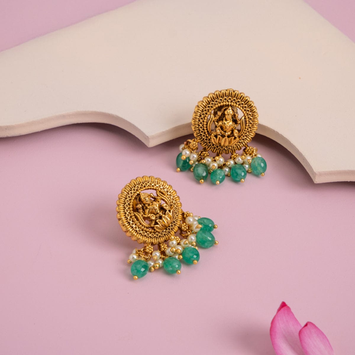 Antique Earring Antique Earring 181132