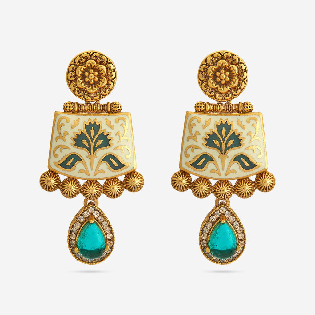 Antique Earring Antique Earring 185356
