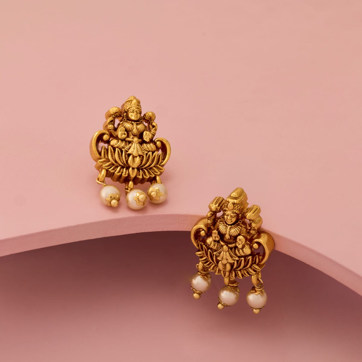 Antique Earring Antique Earring 201055
