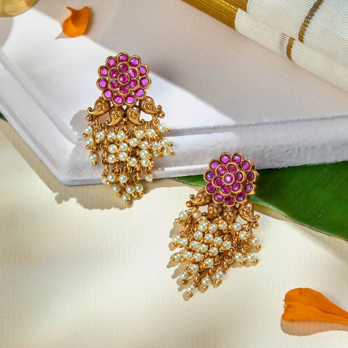 Antique Earring Antique Earring 172272