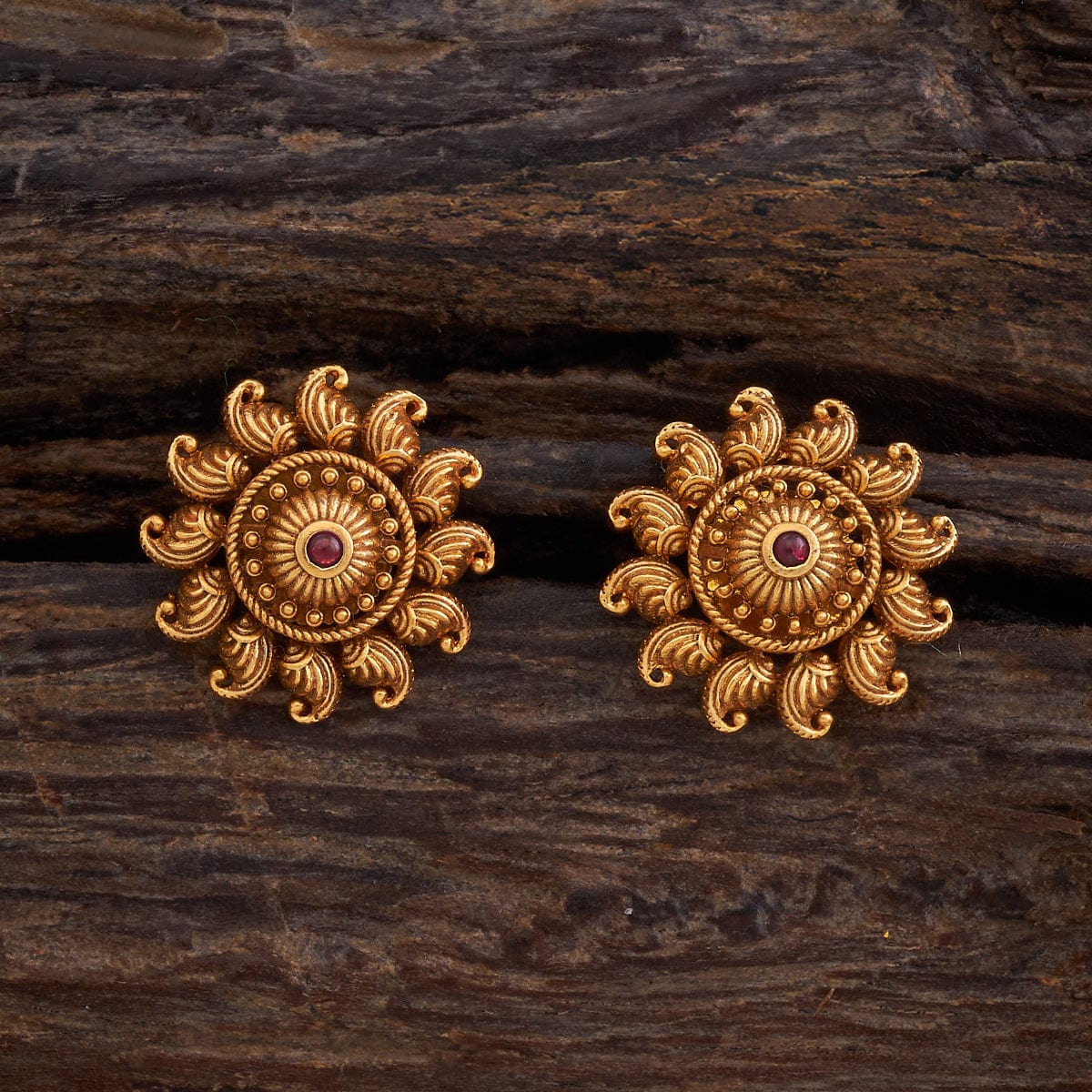 Antique Earring Antique Earring 178635