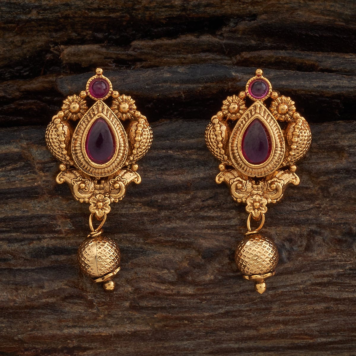 Antique Earring Antique Earring 181500