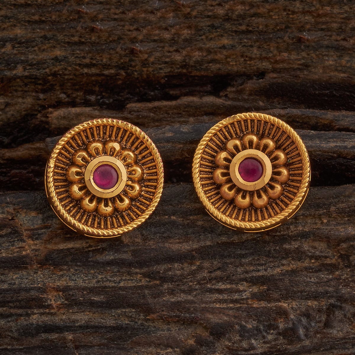 Antique Earring Antique Earring 182171