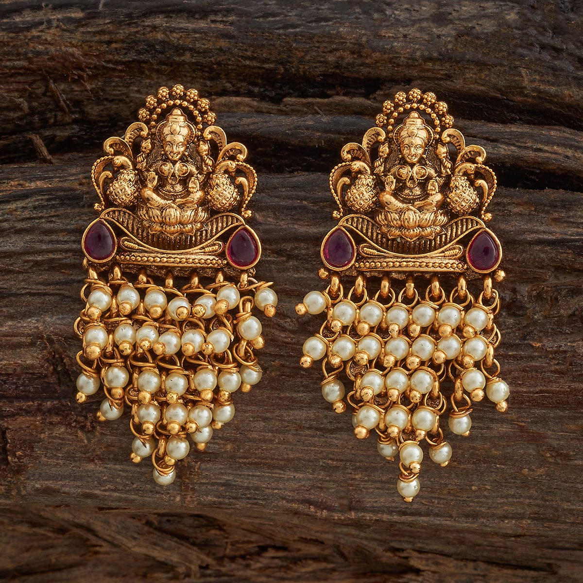 Antique Earring Antique Earring 183279