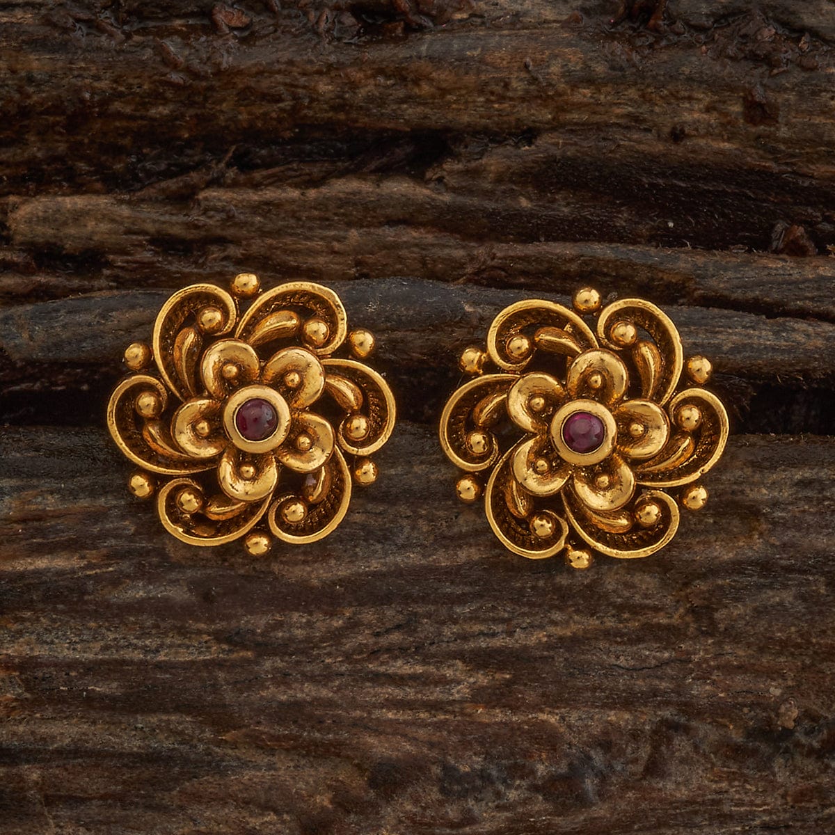 Antique Earring Antique Earring 184551