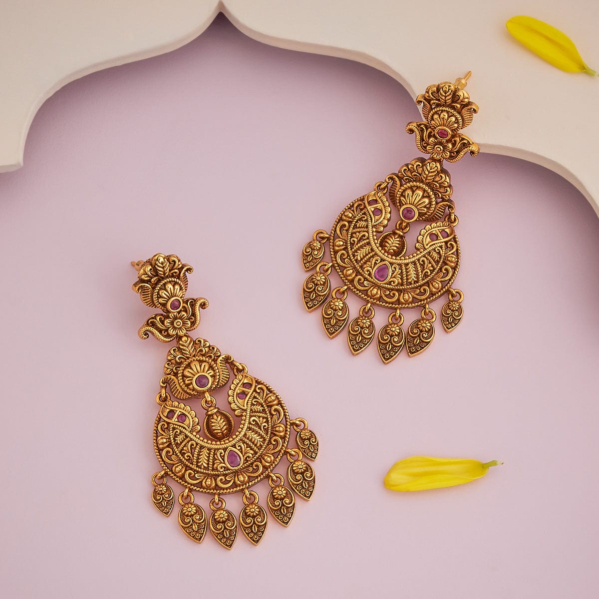 Antique Earring Antique Earring 185658