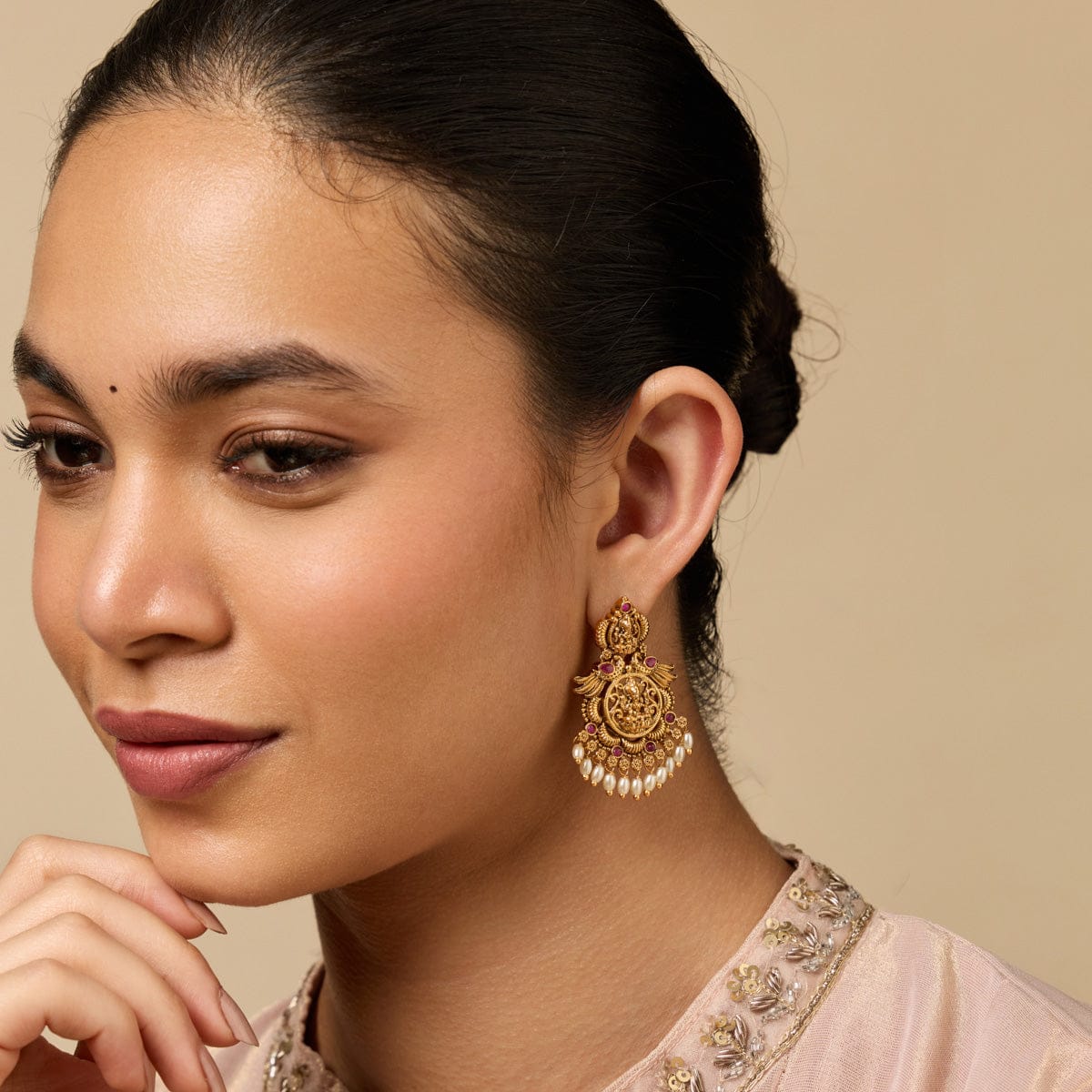 Antique Earring Antique Earring 189155