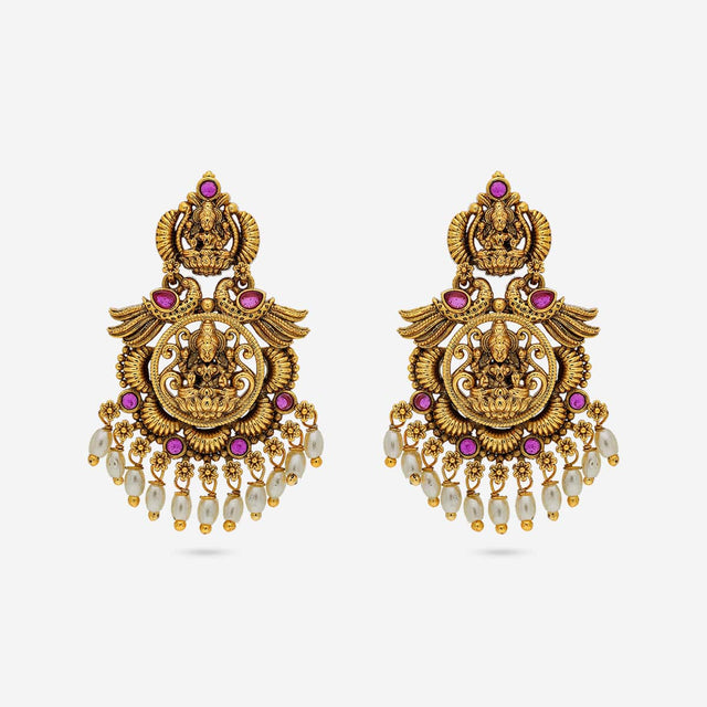 Antique Earring Antique Earring 189155