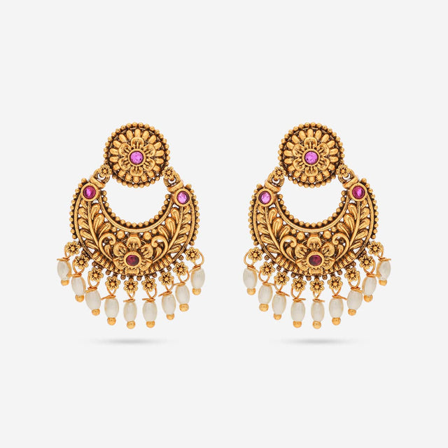 Antique Earring Antique Earring 189160