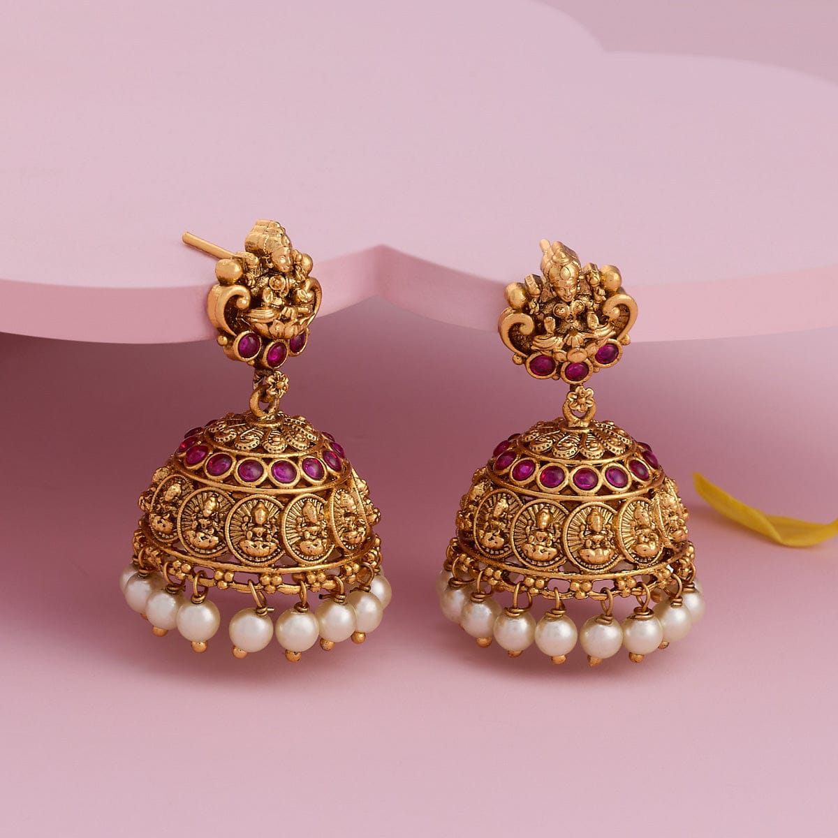 Antique Earring Antique Earring 189176