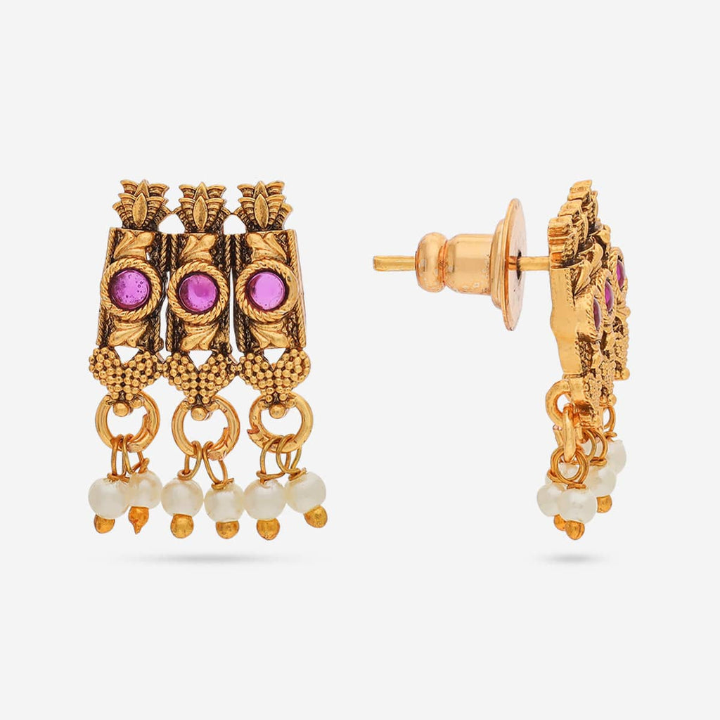 Antique Earring Antique Earring 190679