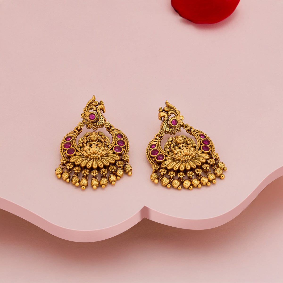 Antique Earring Antique Earring 192840