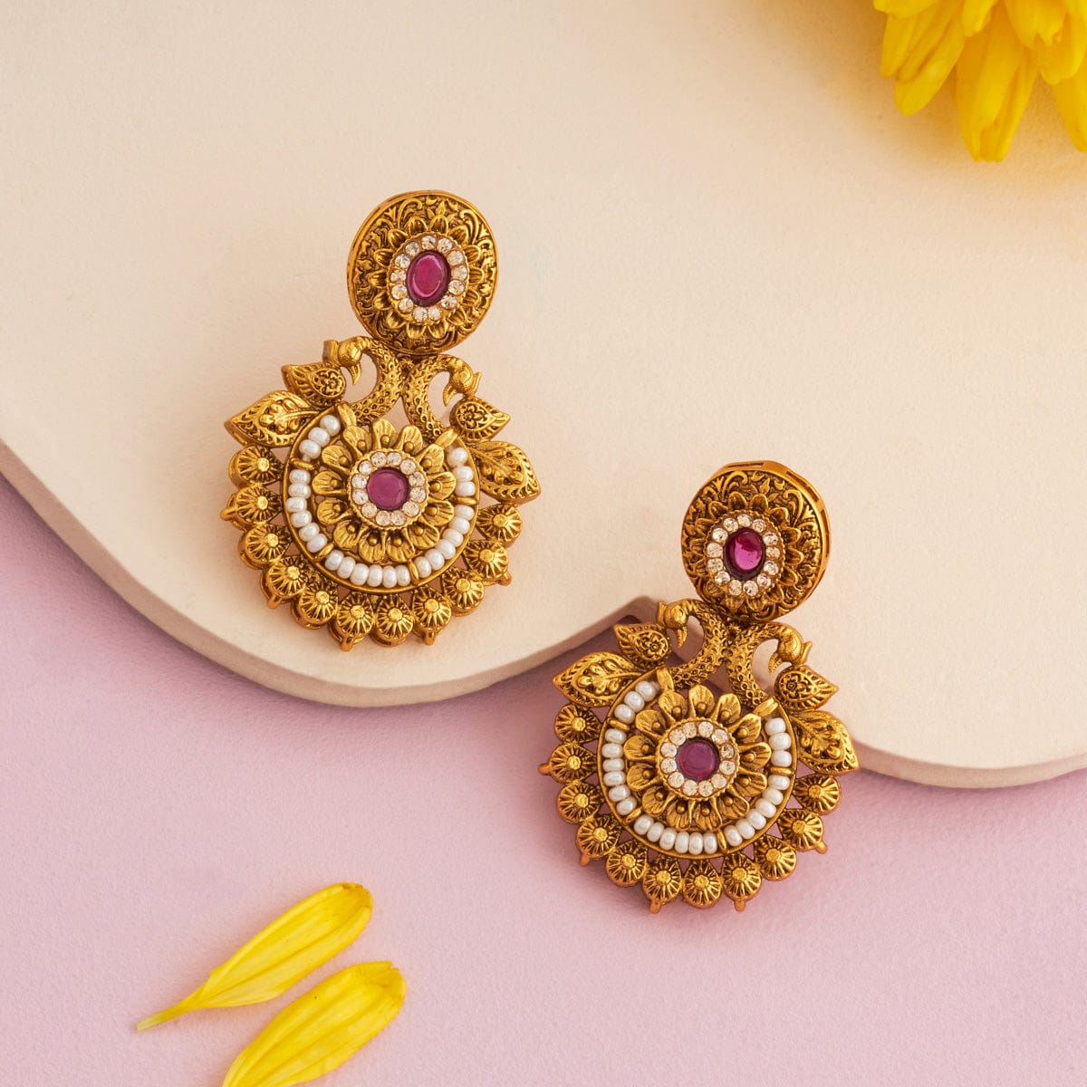 Antique Earring Antique Earring 192850