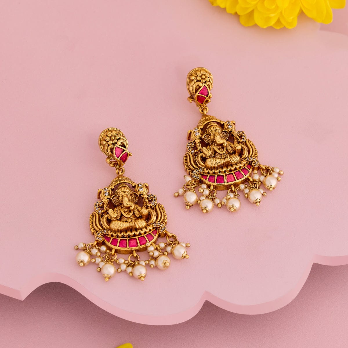 Antique Earring Antique Earring 193837