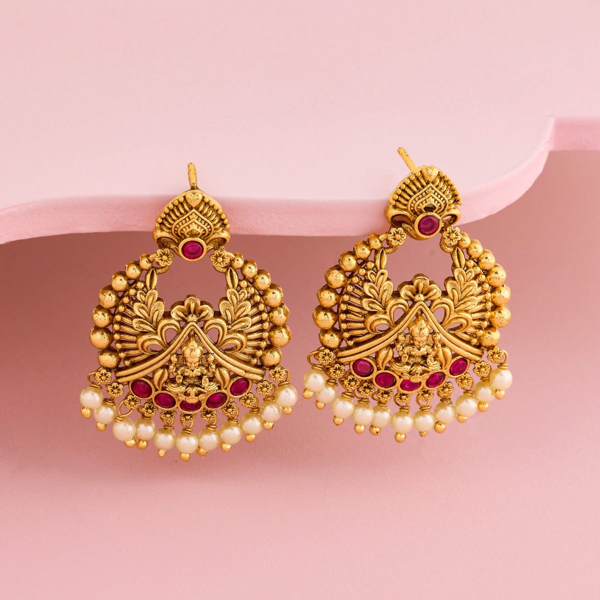 Antique Earring Antique Earring 196581