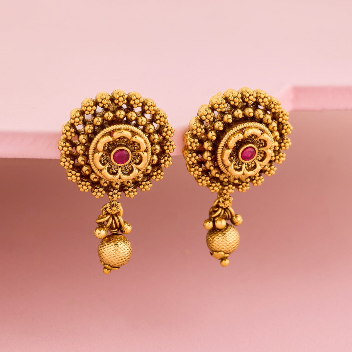 Antique Earring Antique Earring 196650