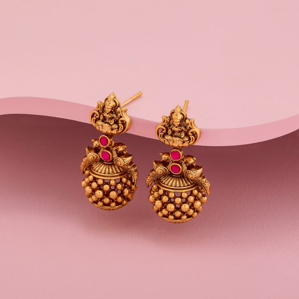 Antique Earring Antique Earring 196655