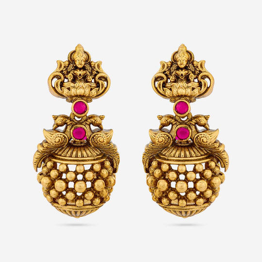 Antique Earring Antique Earring 196655