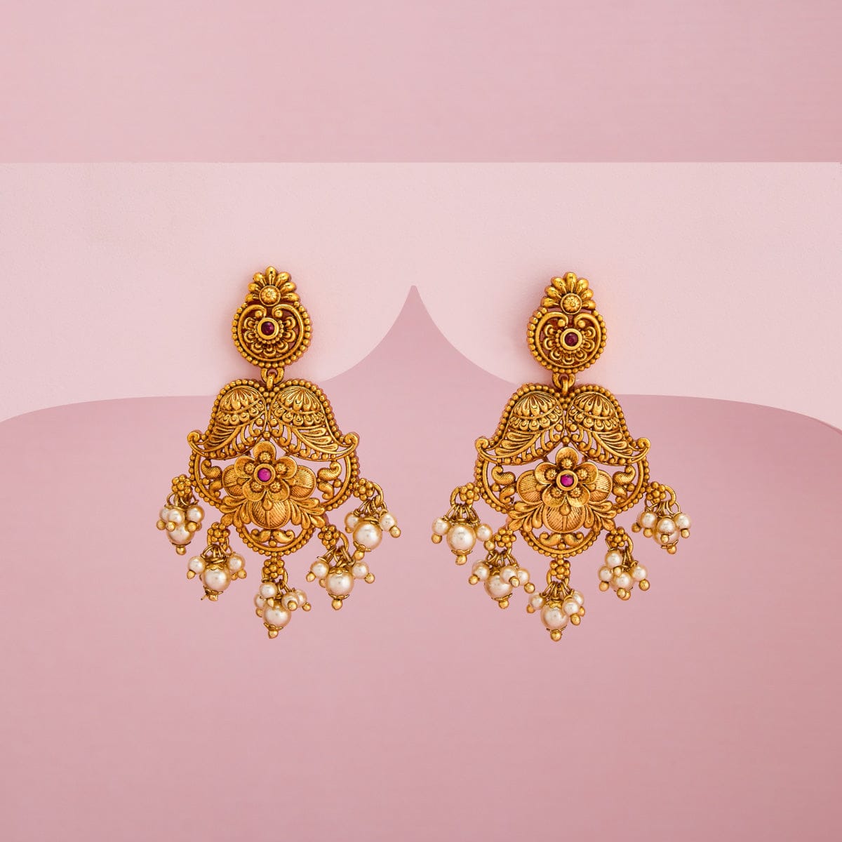 Antique Earring Antique Earring 197357