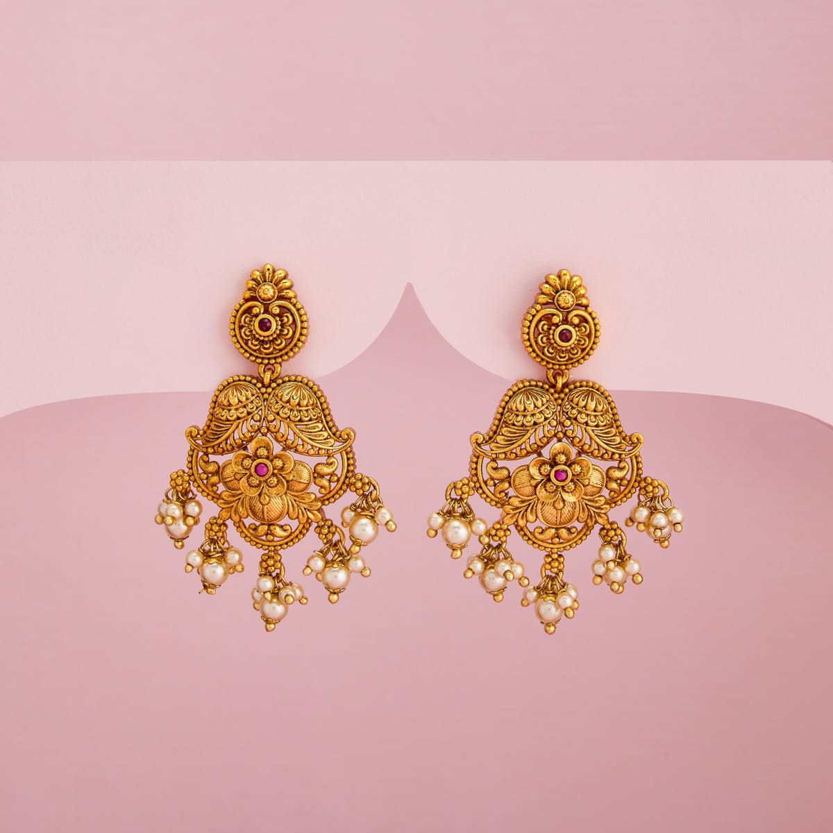 Antique Earring Antique Earring 197357