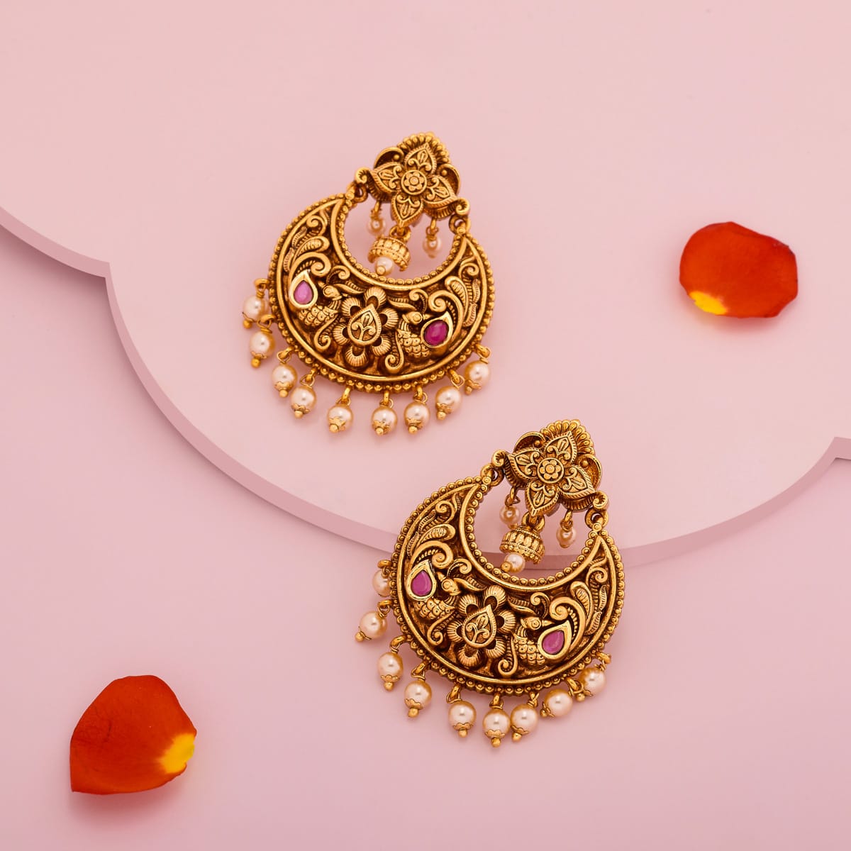 Antique Earring Antique Earring 198709