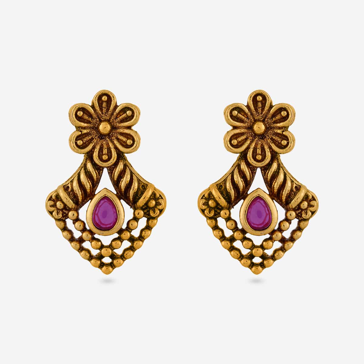 Antique Earring Antique Earring 204967