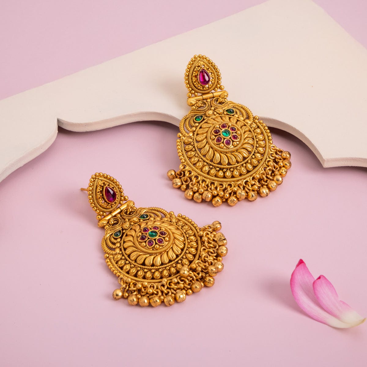 Antique Earring Antique Earring 182194