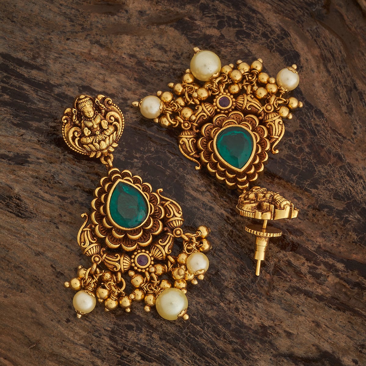 Antique Earring Antique Earring 182572