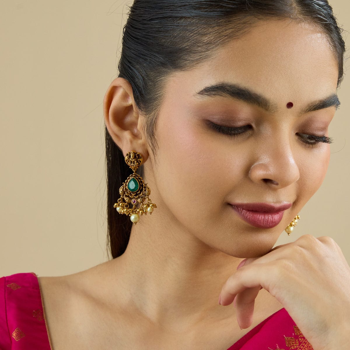 Antique Earring Antique Earring 182572